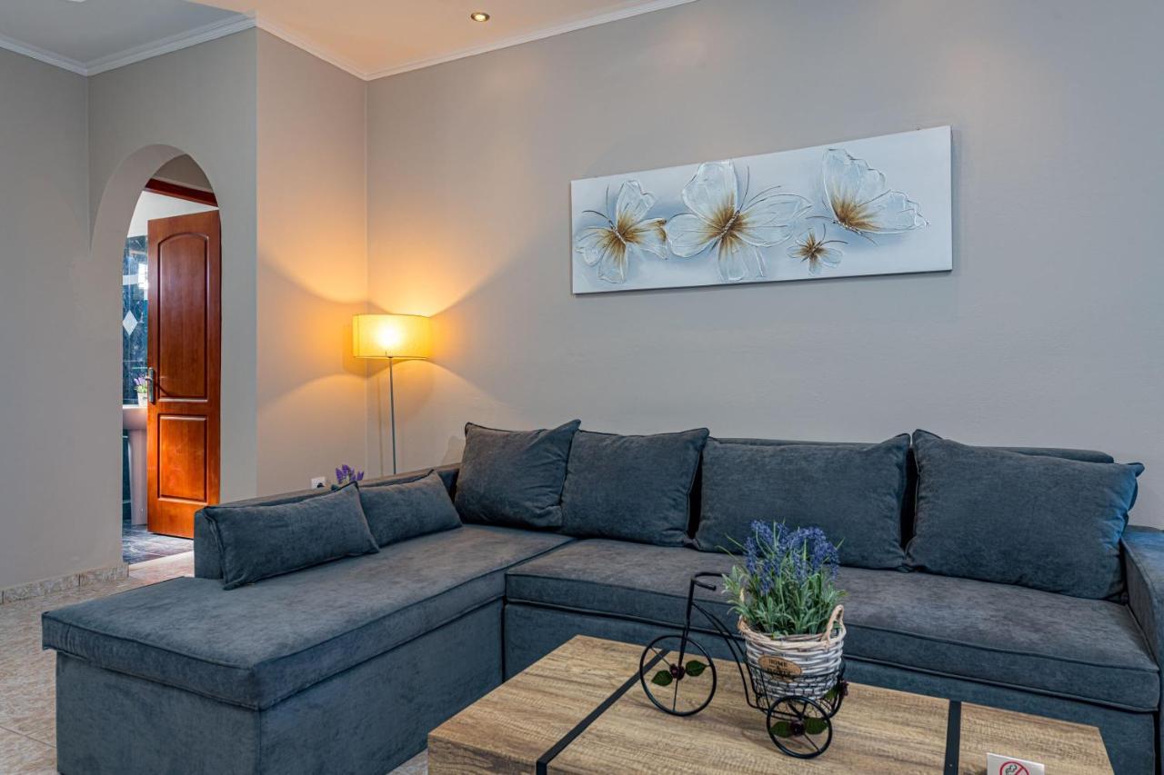 Blossom Villa Laganas Extérieur photo